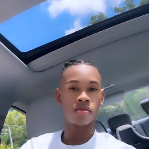 Meet your Posher, Justin